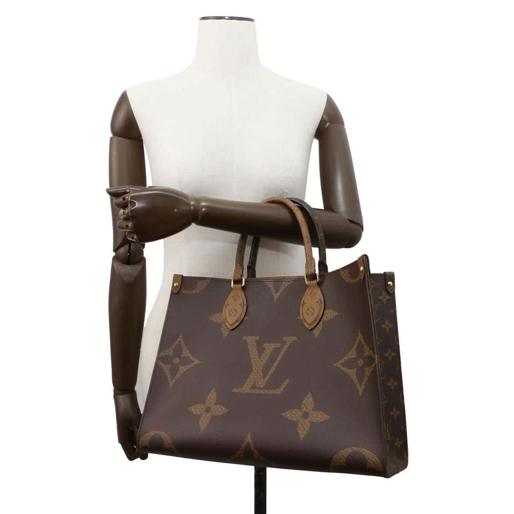 LOUIS VUITTON Onthego Red M45321 Monogram Monogram Reverse Canvas Monogram Giant Size MM