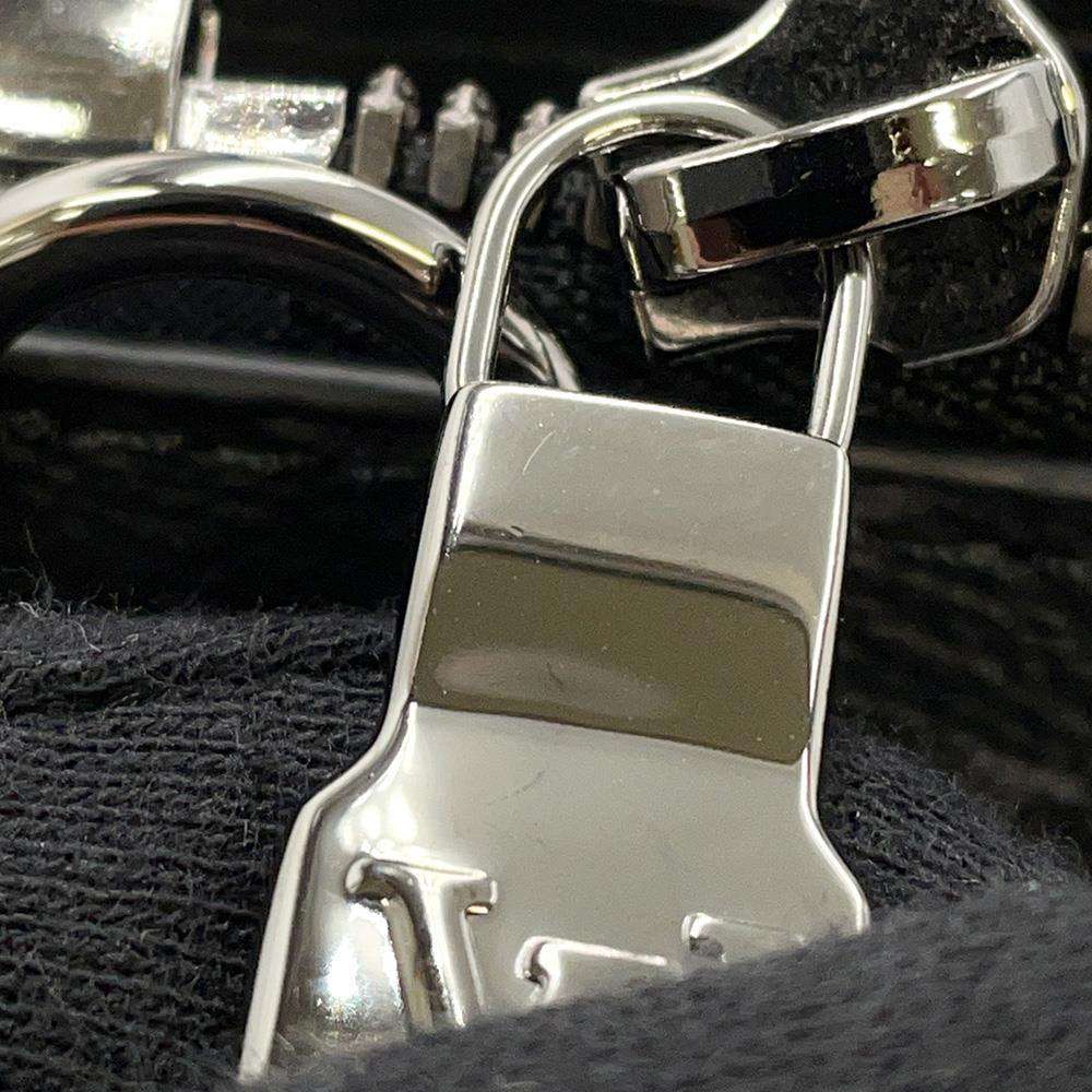 LOUIS VUITTON Sac Plat Noir M46456 Monogram Eclipse