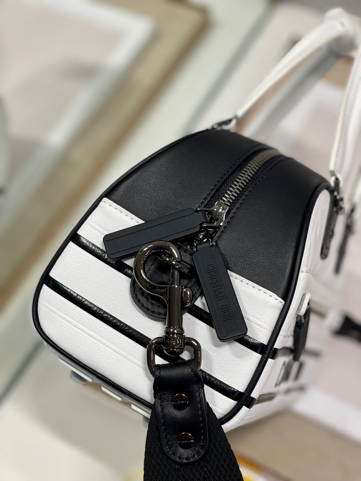 EN - New Lux Bags DIR 341