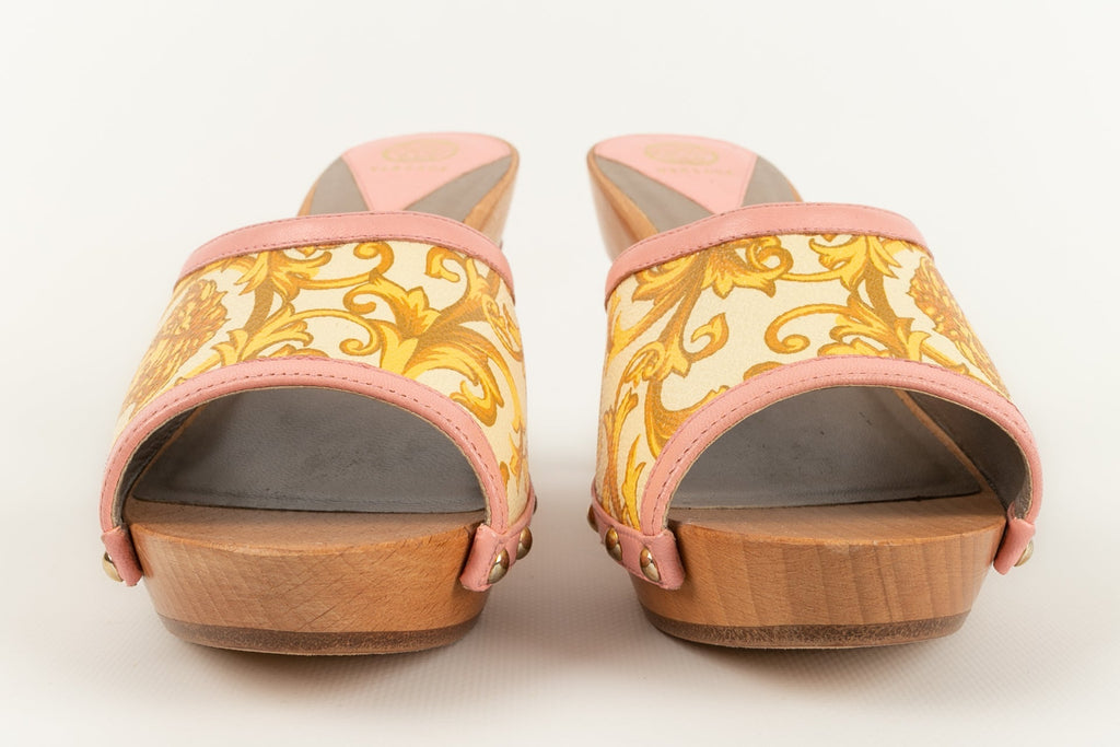 Chaussures mules Versace
