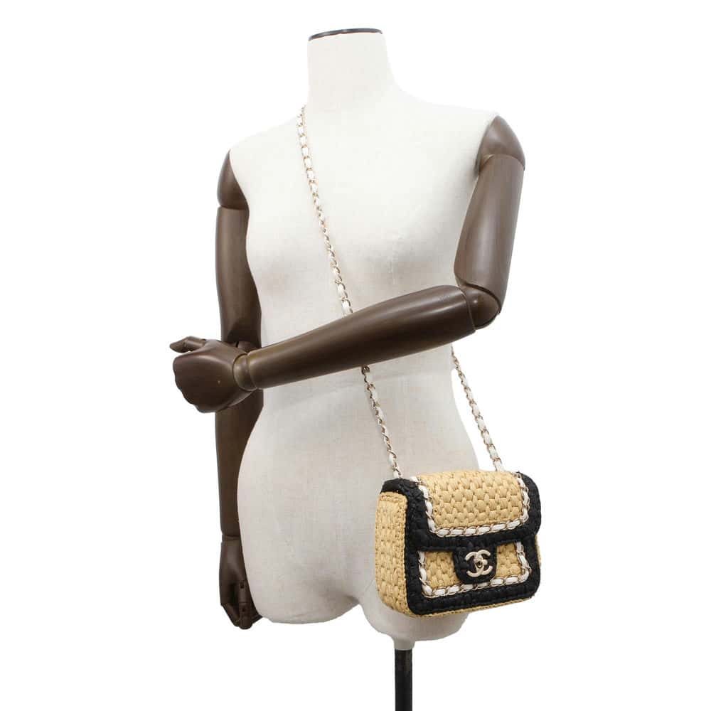 CHANEL 2024 Cruise Collection Mini Flap Bag Black/White/BeigeAS4556 Blade Raffia Lambskin Size Mini