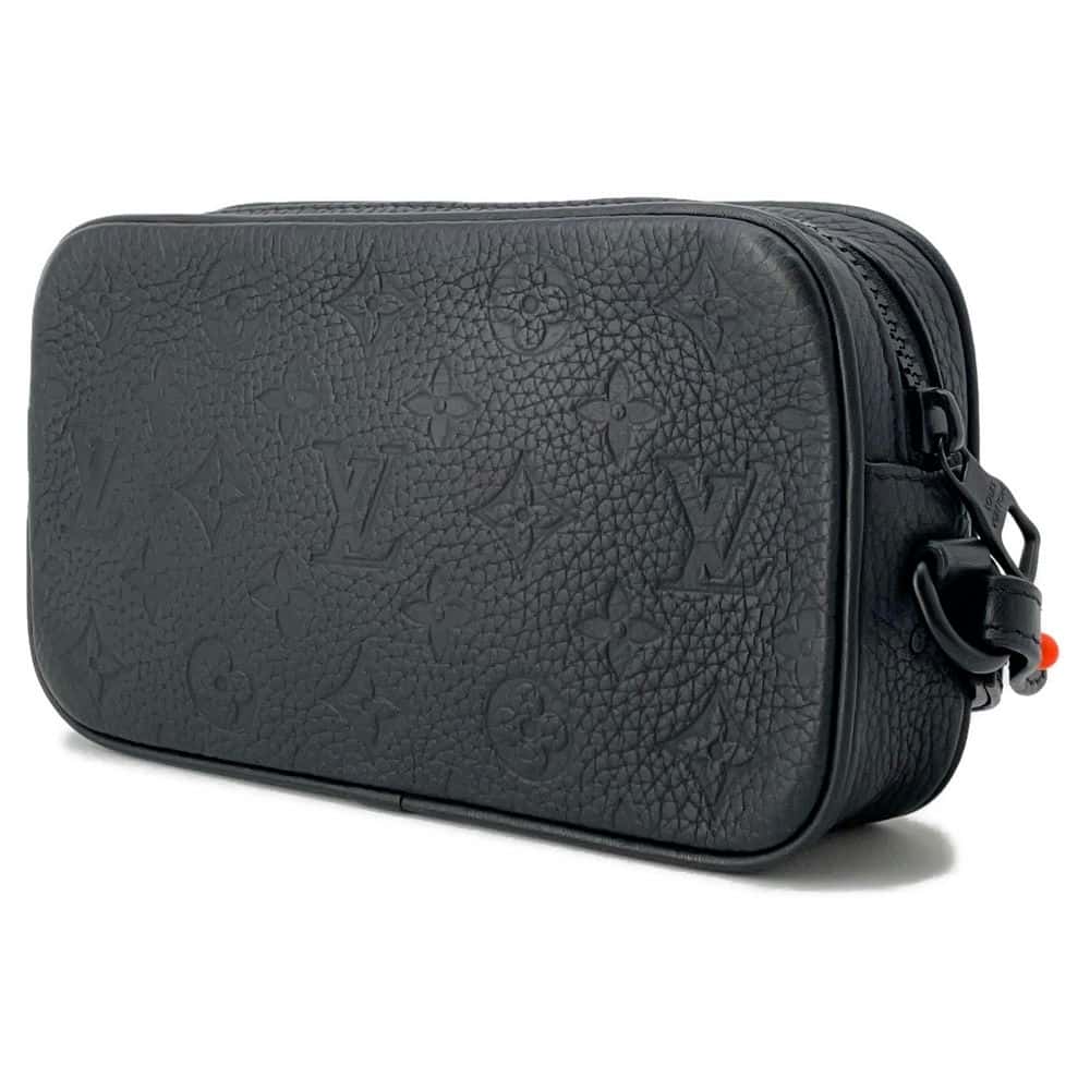 LOUIS VUITTON Pochette Volga Noir M53550 Monogram・Taurillon