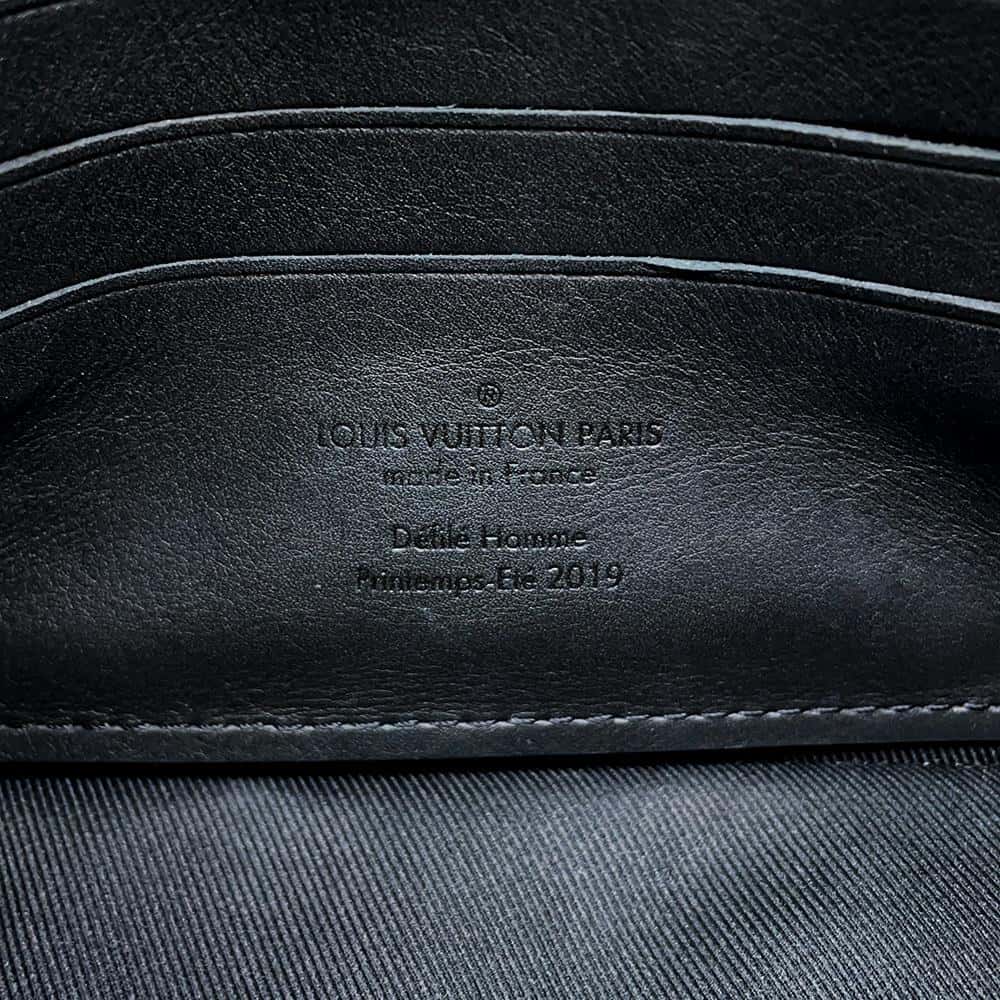 LOUIS VUITTON Pochette Volga Noir M53550 Monogram・Taurillon