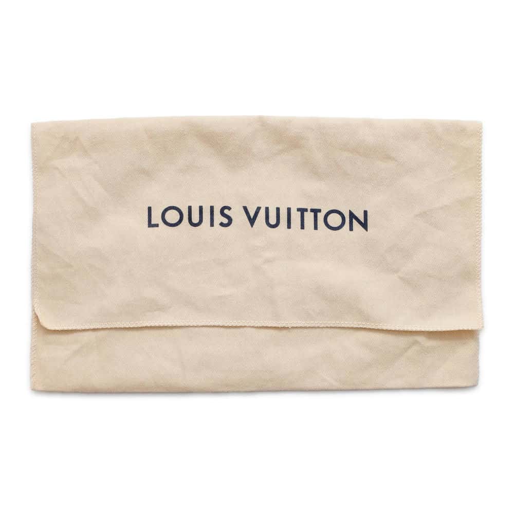 LOUIS VUITTON Pochette Cosmetic Pomme Damour M91496 Monogram Vernis Leather