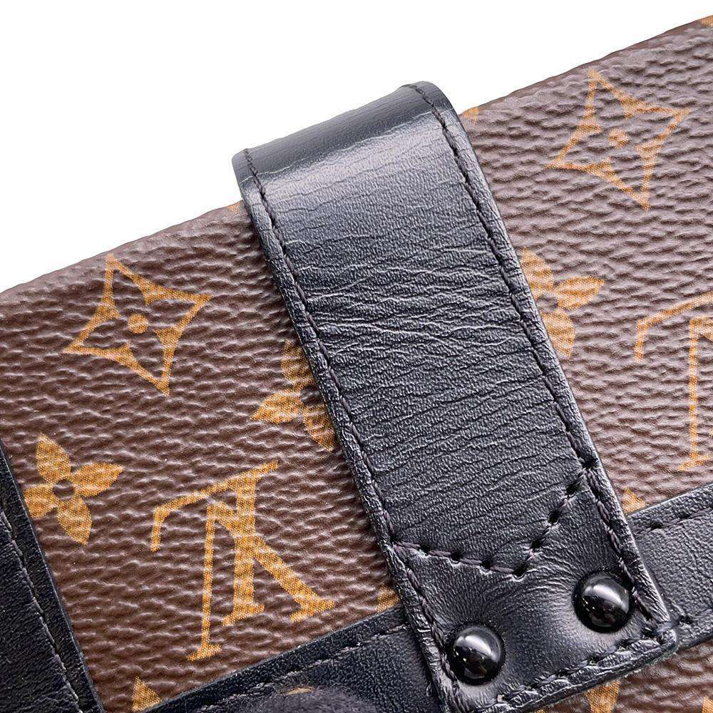 LOUIS VUITTON Pochette・Trunk Vertical Noir M63913 Monogram