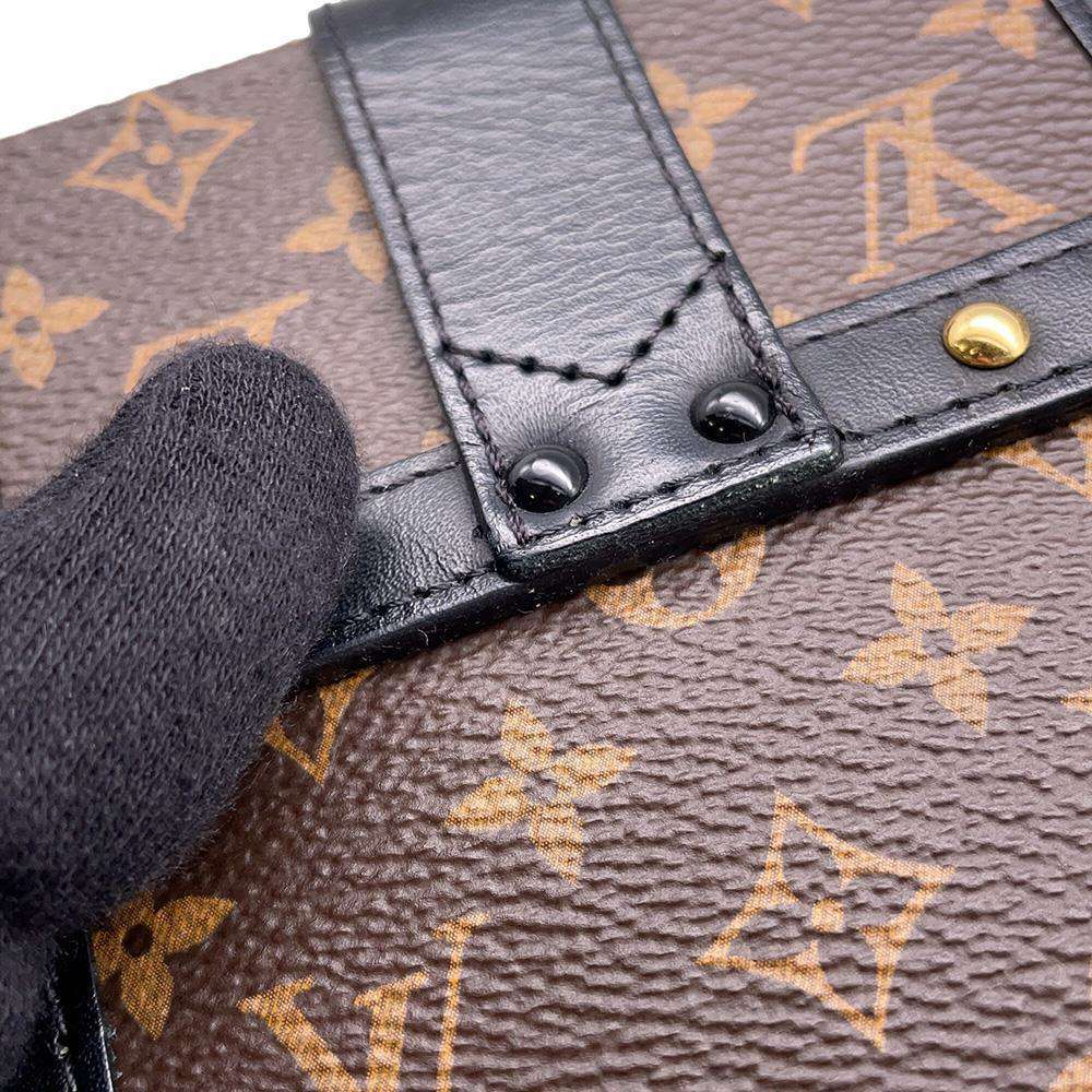 LOUIS VUITTON Pochette・Trunk Vertical Noir M63913 Monogram