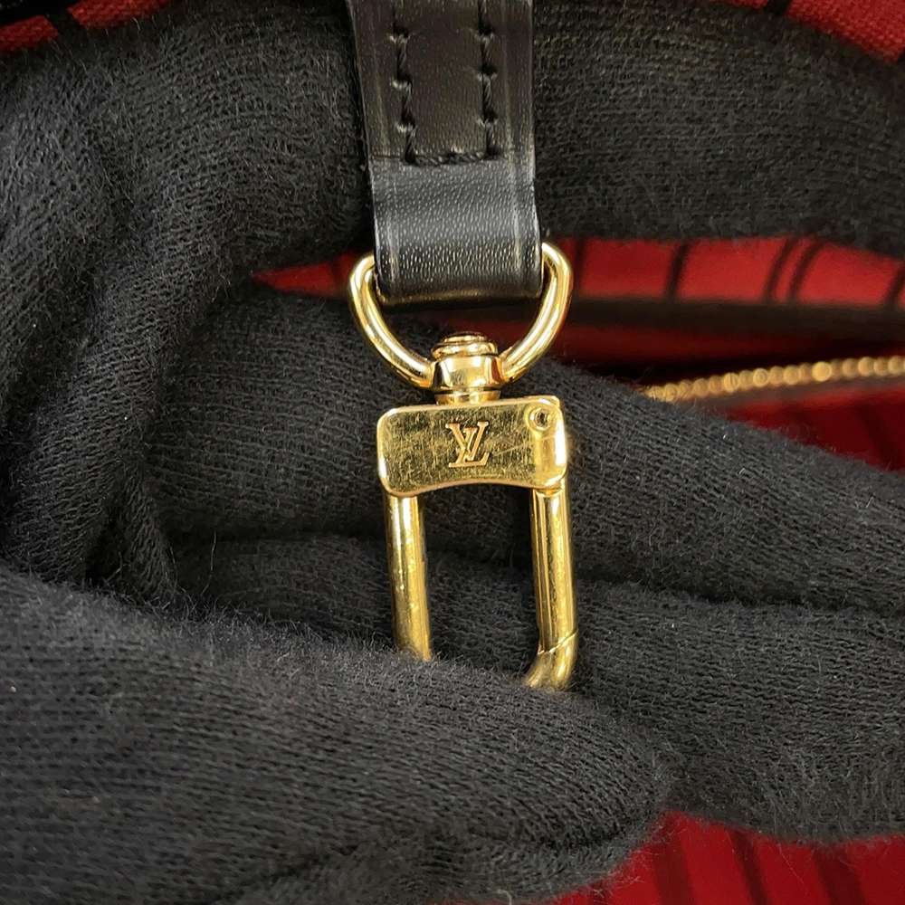 LOUIS VUITTON Neverfull Red M42844 Monogram sticker Size MM