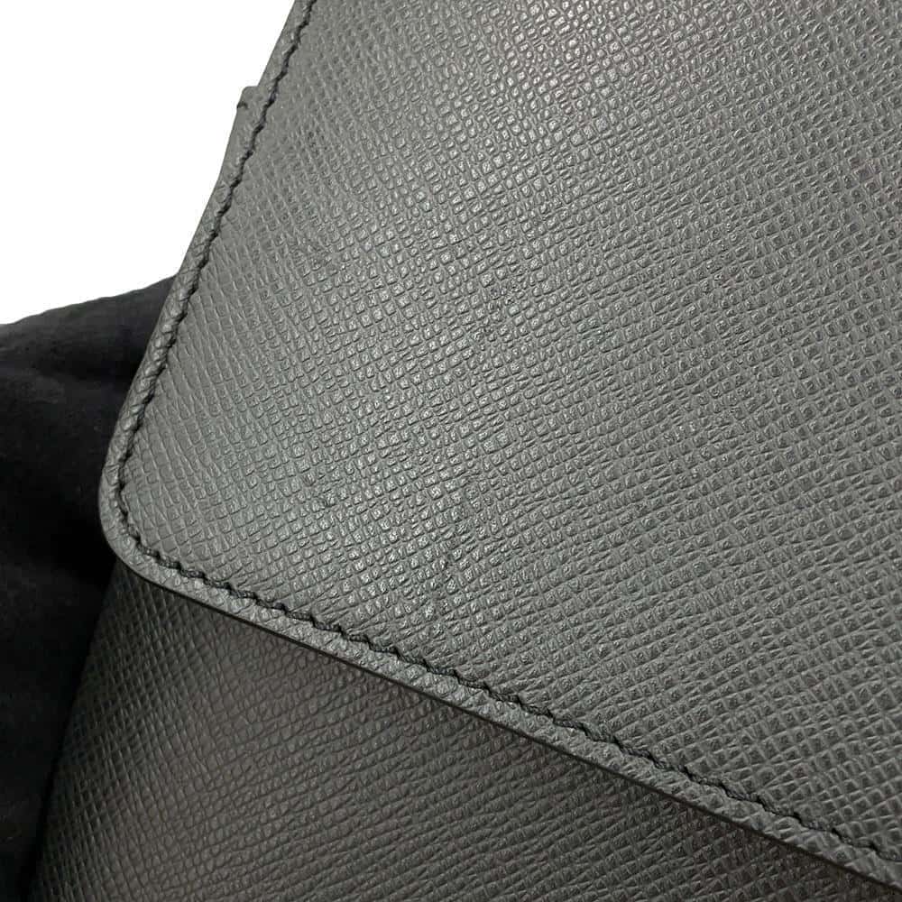 LOUIS VUITTON Robusto 1 Ardoise M31052 Taiga Leather