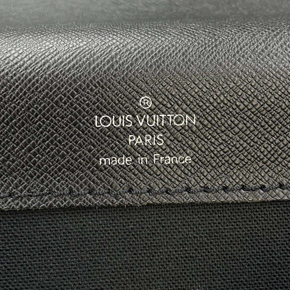 LOUIS VUITTON Robusto 1 Ardoise M31052 Taiga Leather