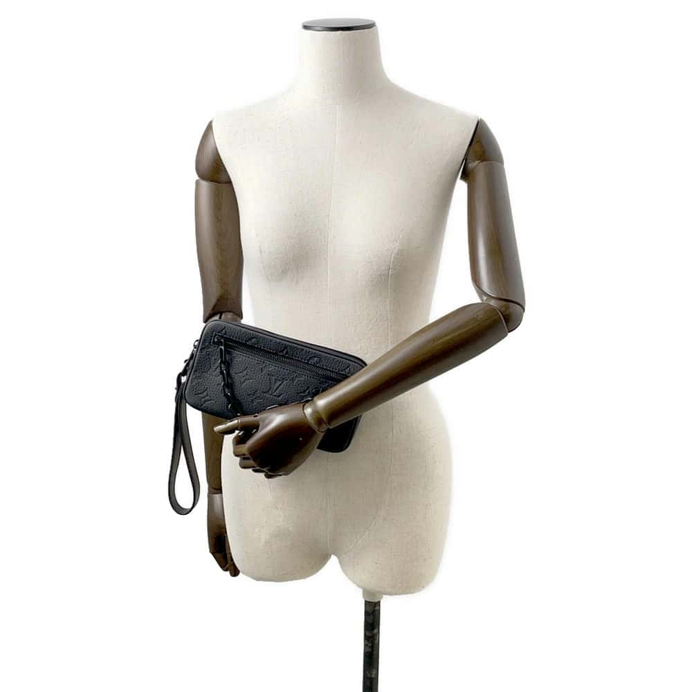 LOUIS VUITTON Pochette Volga Noir M55703 Monogram Empreinte Leather
