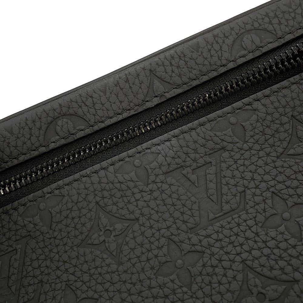 LOUIS VUITTON Pochette Volga Noir M55703 Monogram Empreinte Leather