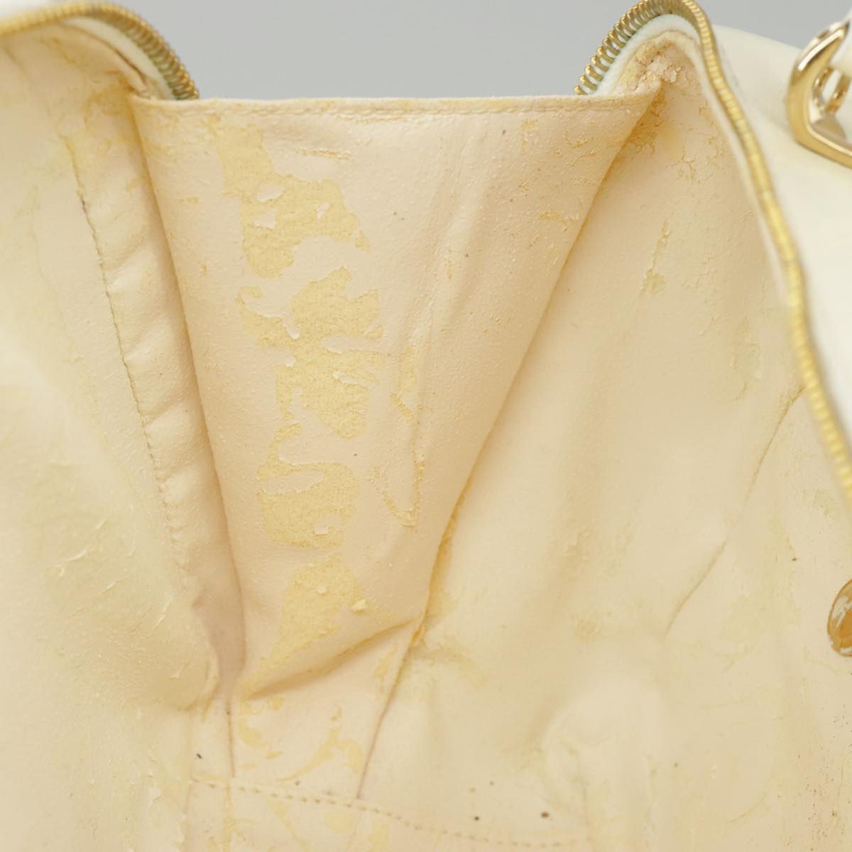 GUCCI Hand Bag Patent leather 2way Cream Gold 98924