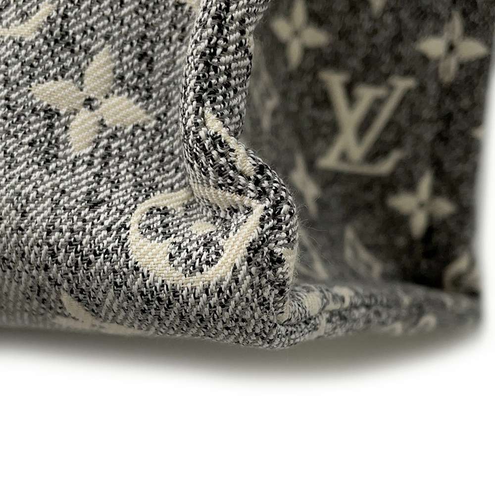 LOUIS VUITTON Onthego Noir/White M46448 Monogram・Jacquard Denim Size MM