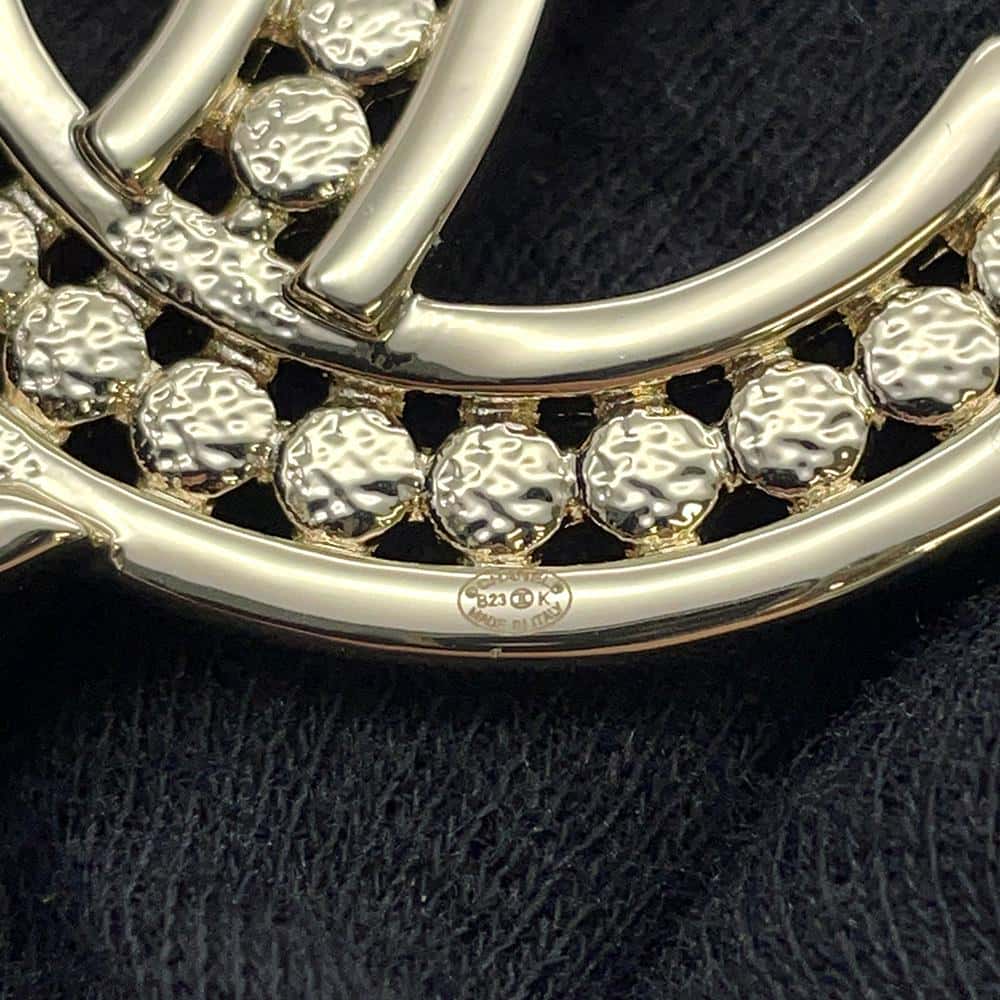 CHANEL CC Logo Brooch Champagne Gold Metal Rhinestone