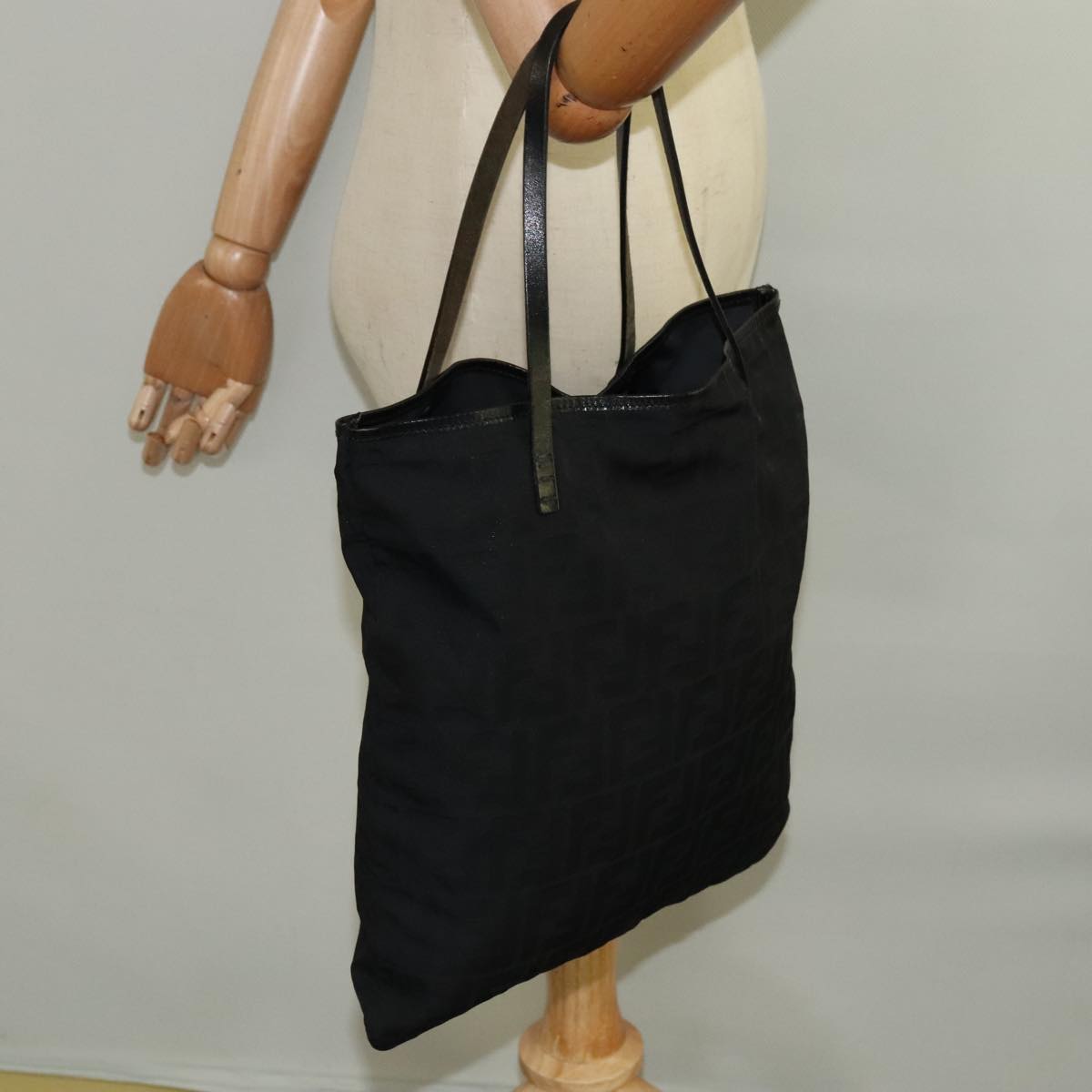FENDI Zucca Canvas Tote Bag Black 98967