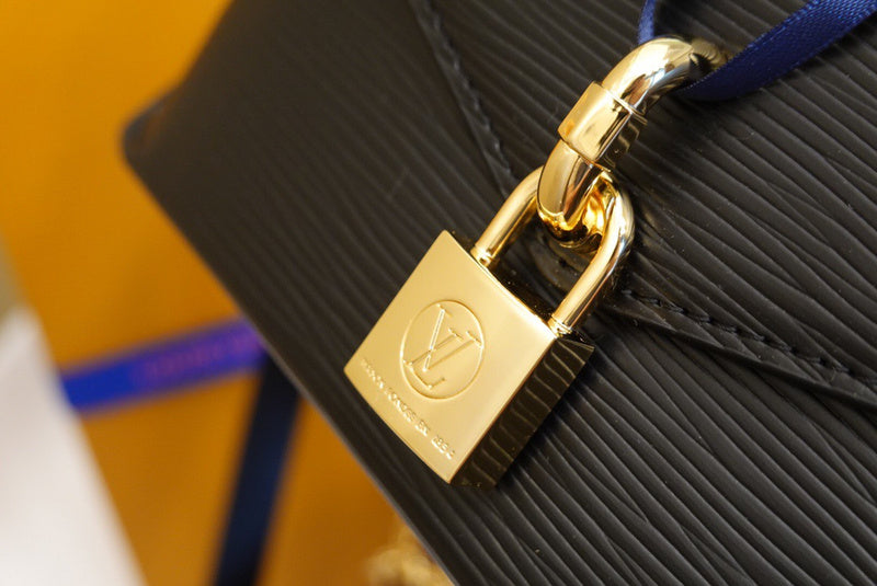 LOV2 Bags - Luxurious Bags  1507