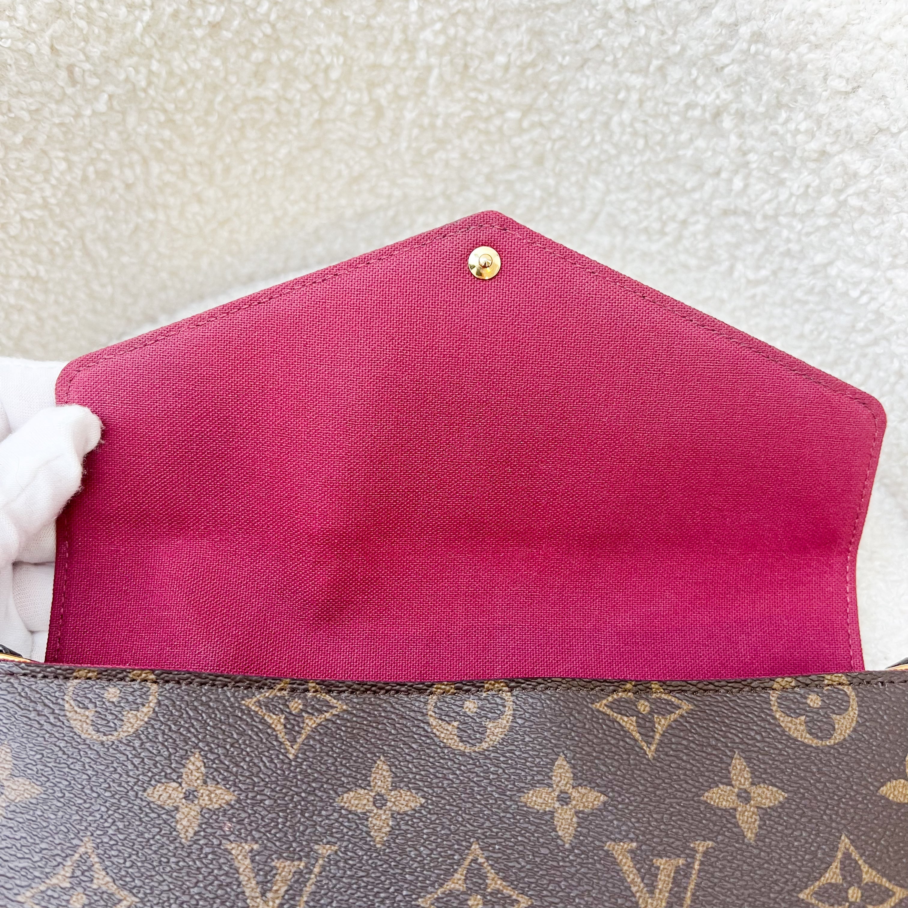 LV Felicie Pochette in Monogram Canvas and GHW