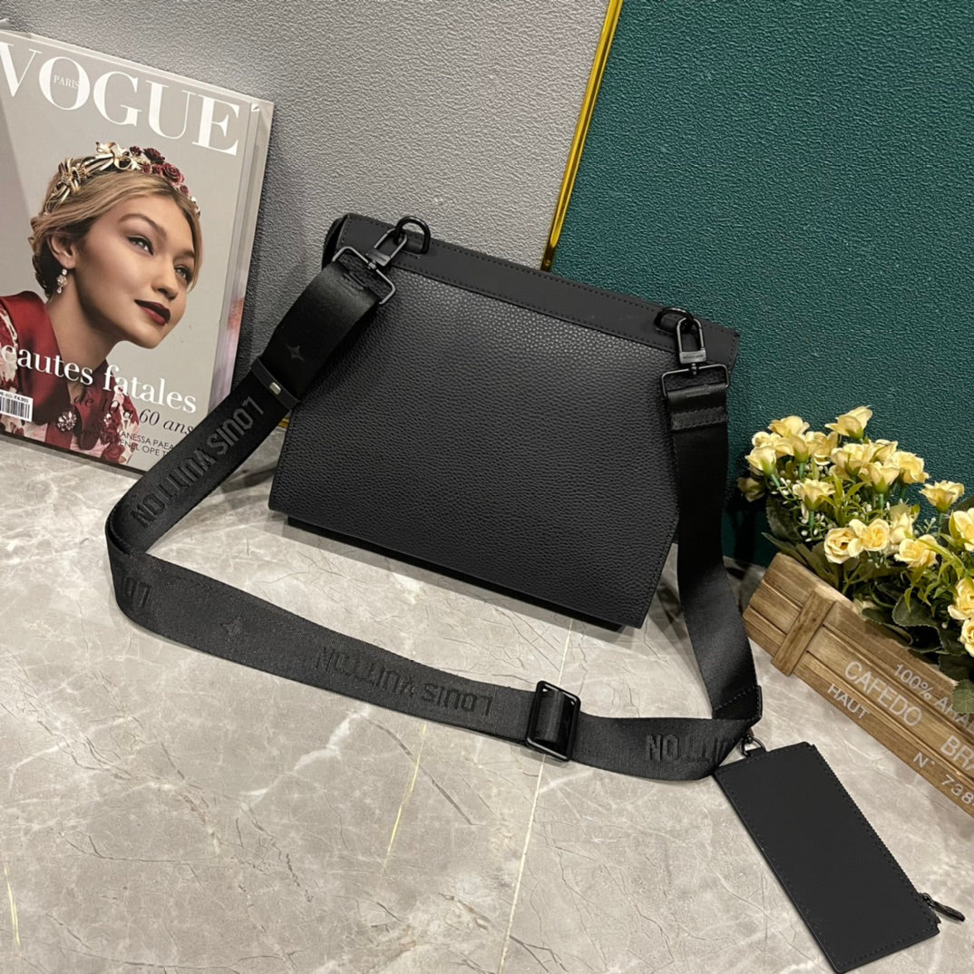 EN - Luxury Bags LUV 858