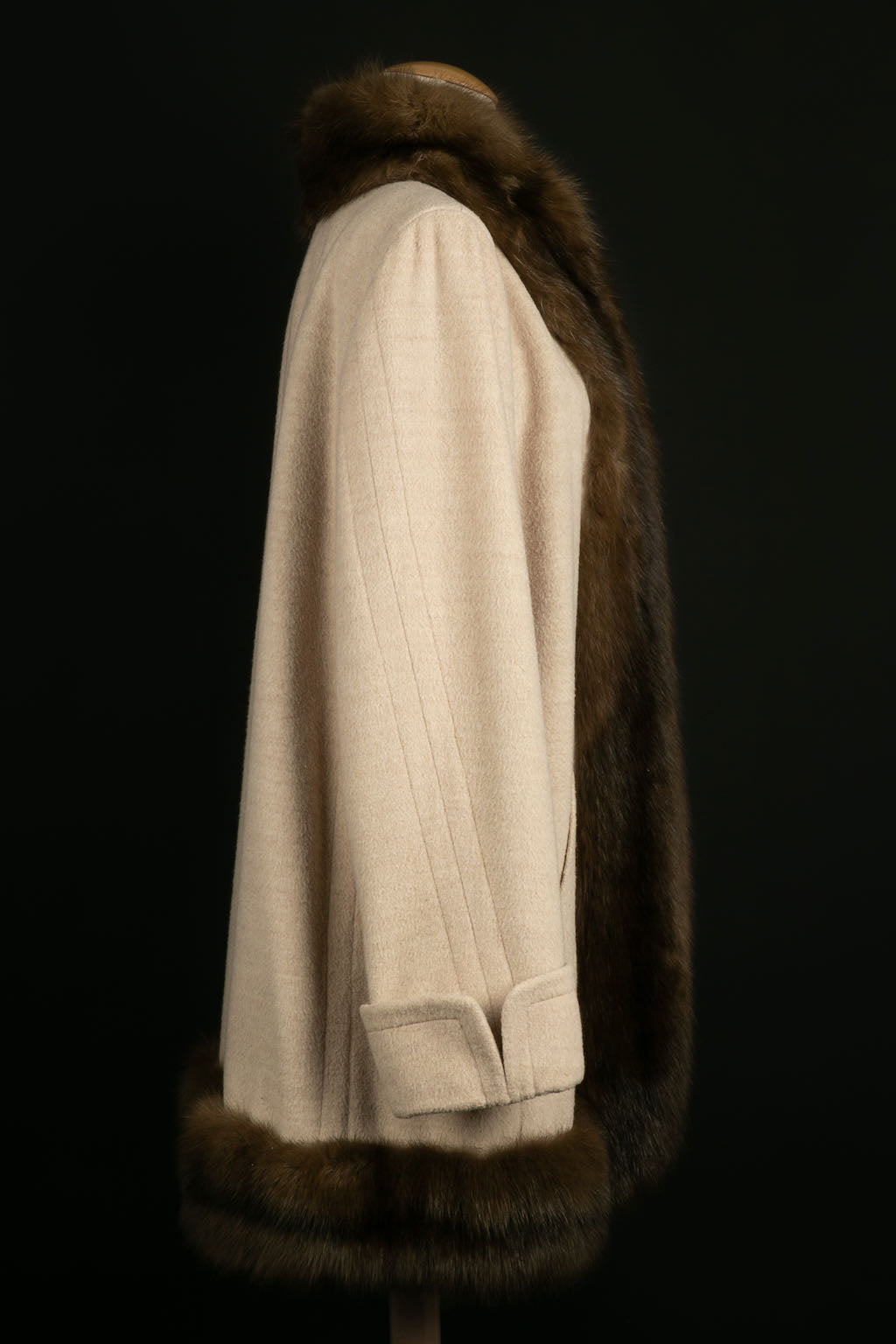 Manteau Yves Saint Laurent Haute Couture