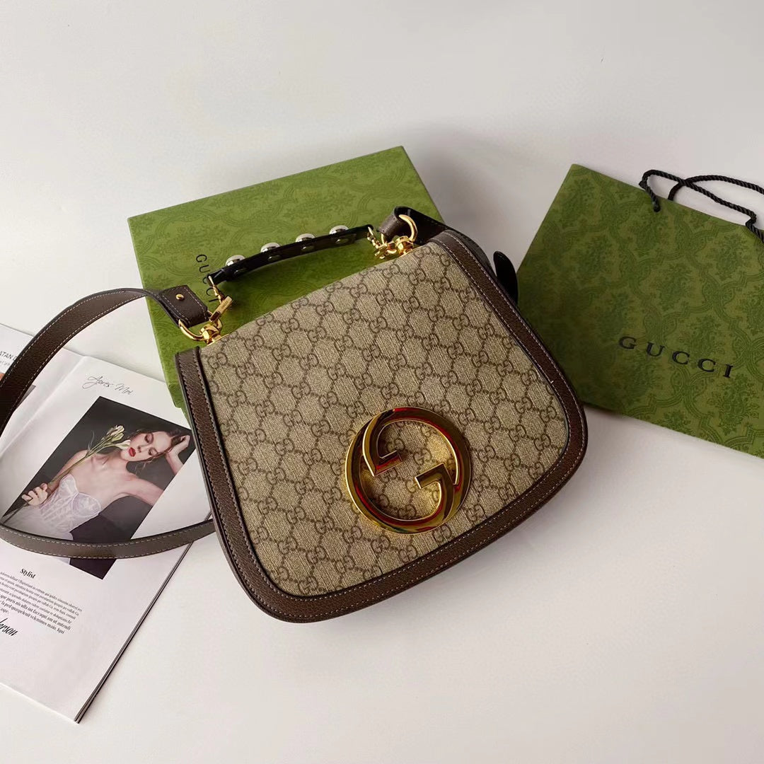 GC595 Blondie Medium Top Handle Bag / 11.4"W x 8.7"H x 2.7"D