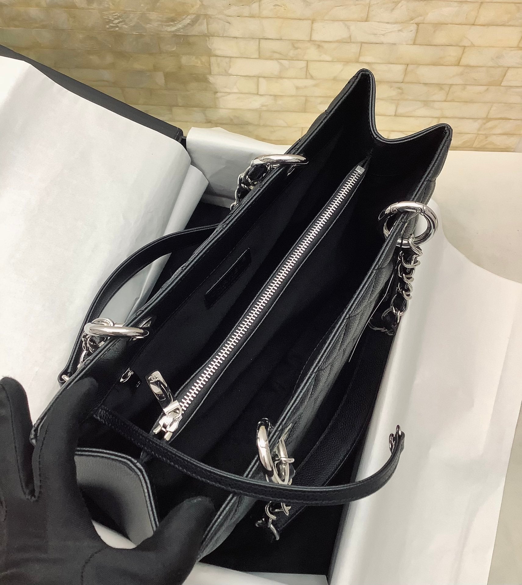 CHL Classic Tote Bag Silver Hardware Black For Women 13.3in/34cm