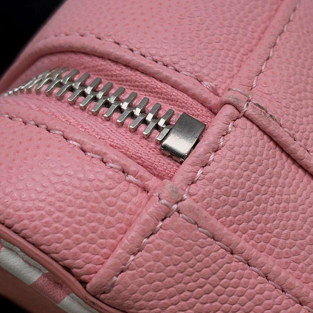 CHANEL CC Fidigree Chain Vanity Bag Pink/WhiteA93342 Caviar Leather Size Small