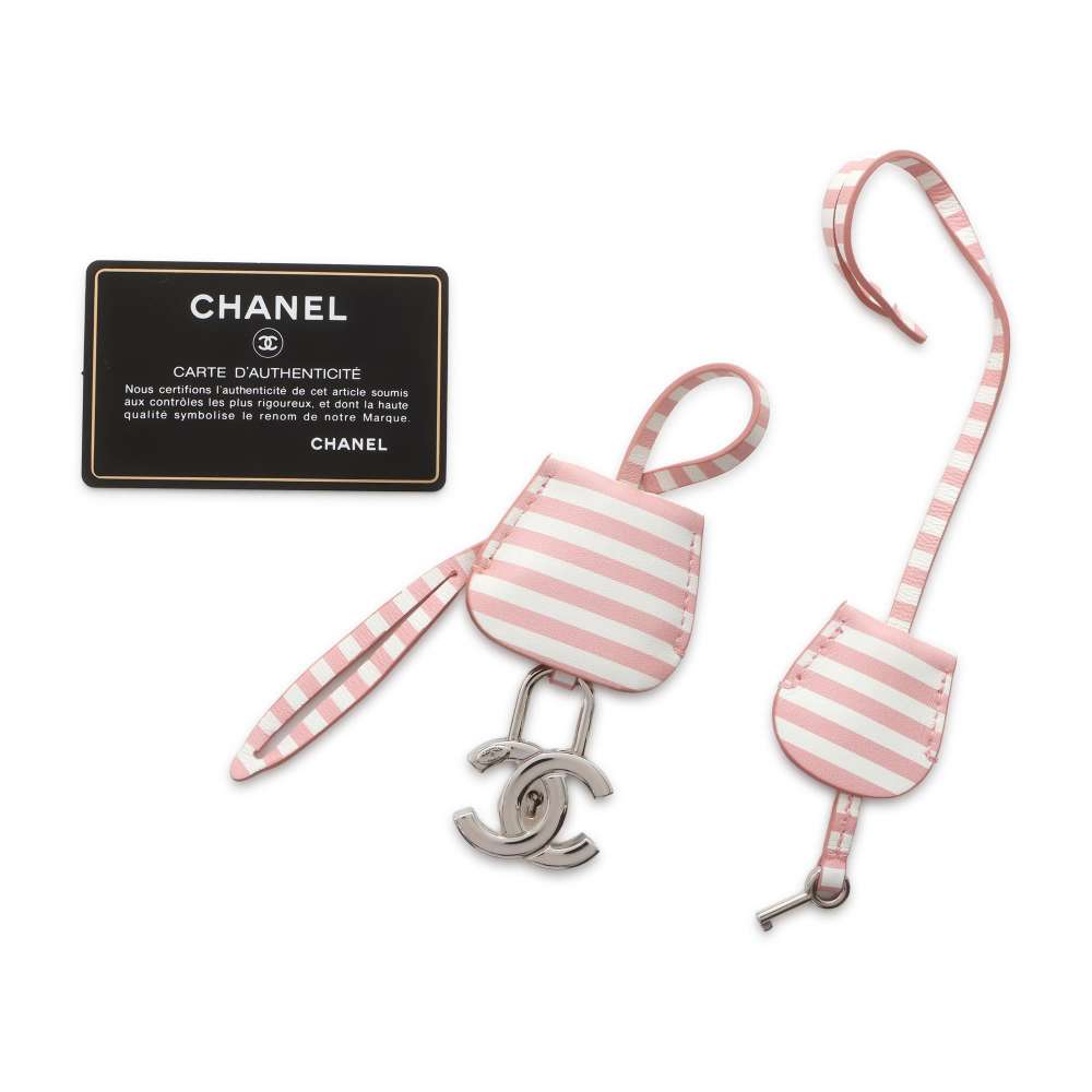 CHANEL CC Fidigree Chain Vanity Bag Pink/WhiteA93342 Caviar Leather Size Small