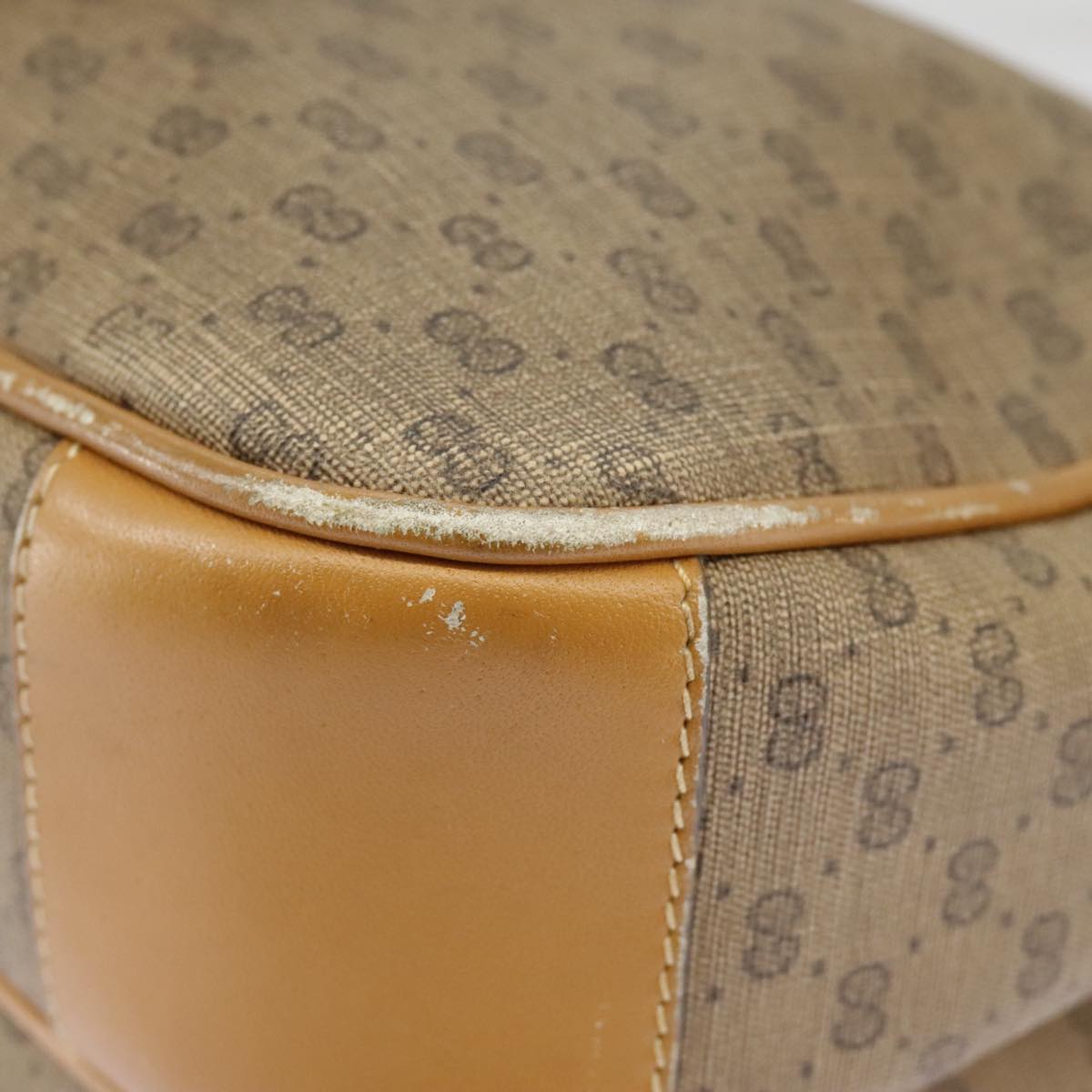 GUCCI Micro GG Supreme Shoulder Bag PVC Beige Gold 99301