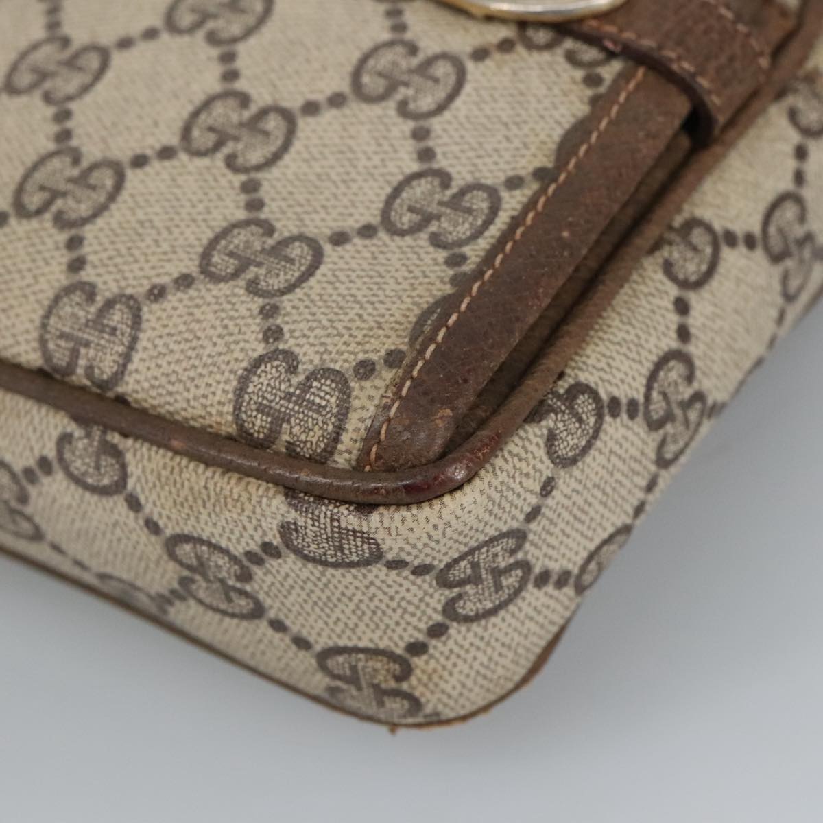 GUCCI GG Supreme Shoulder Bag PVC Beige 99351