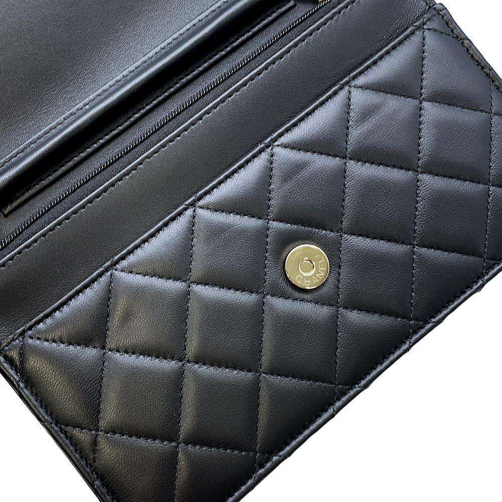 CHANEL Matelasse Classic Chain Wallet Icon BlackAP0250 Lambskin