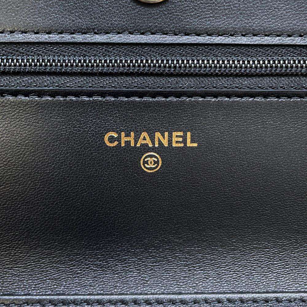 CHANEL Matelasse Classic Chain Wallet Icon BlackAP0250 Lambskin