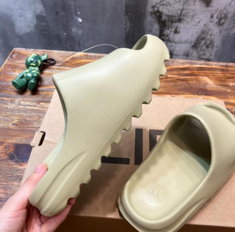 SAMC - YZO Sneakers - 142