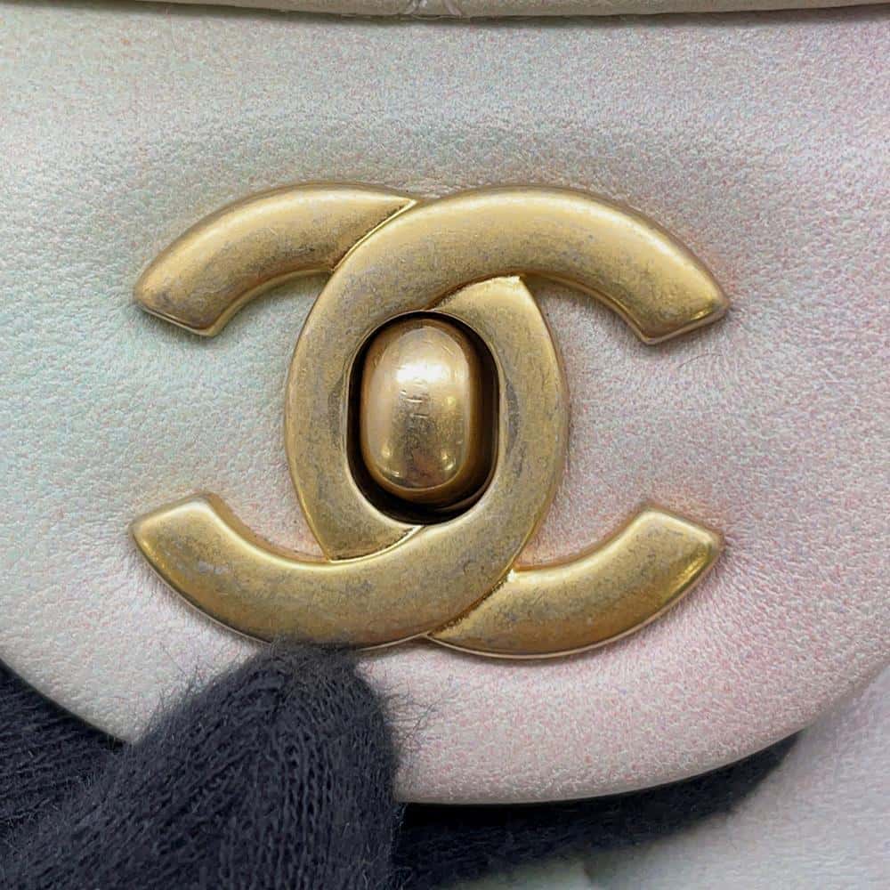 CHANEL Matelasse Gradation2awyChainShoulder MulticolorAS2431 Lambskin