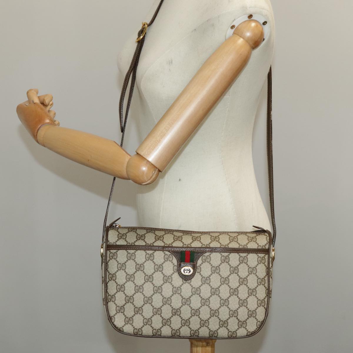 GUCCI GG Supreme Web Sherry Line Shoulder Bag PVC Beige 164 02 077 99562