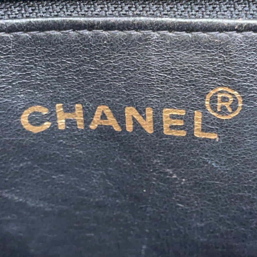 CHANEL Matelasse CC Logo Chain Tote Black Caviar Leather