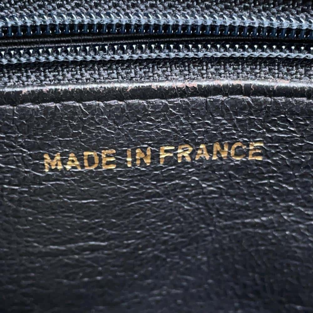 CHANEL Matelasse CC Logo Chain Tote Black Caviar Leather