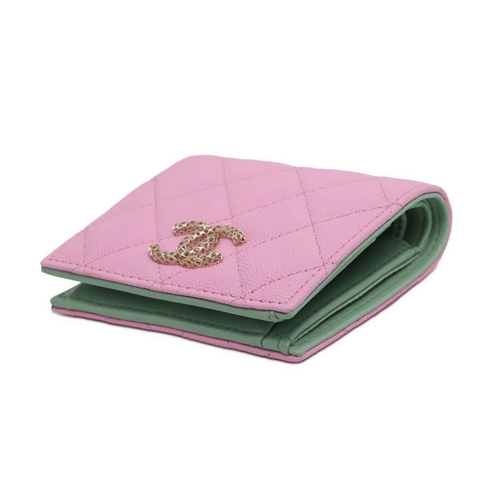CHANEL Matelasse Bifold Wallet Compact Wallet Pink/GreenAP3185 Caviar Leather