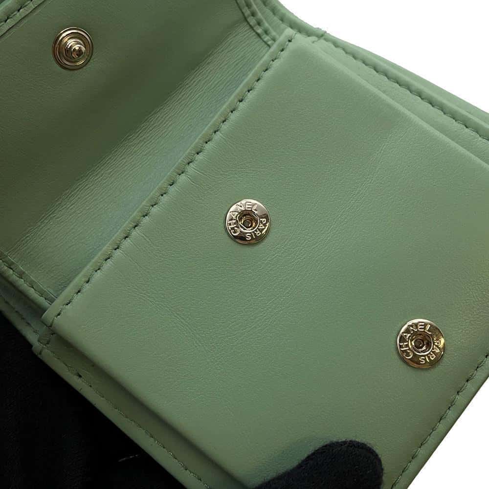 CHANEL Matelasse Bifold Wallet Compact Wallet Pink/GreenAP3185 Caviar Leather