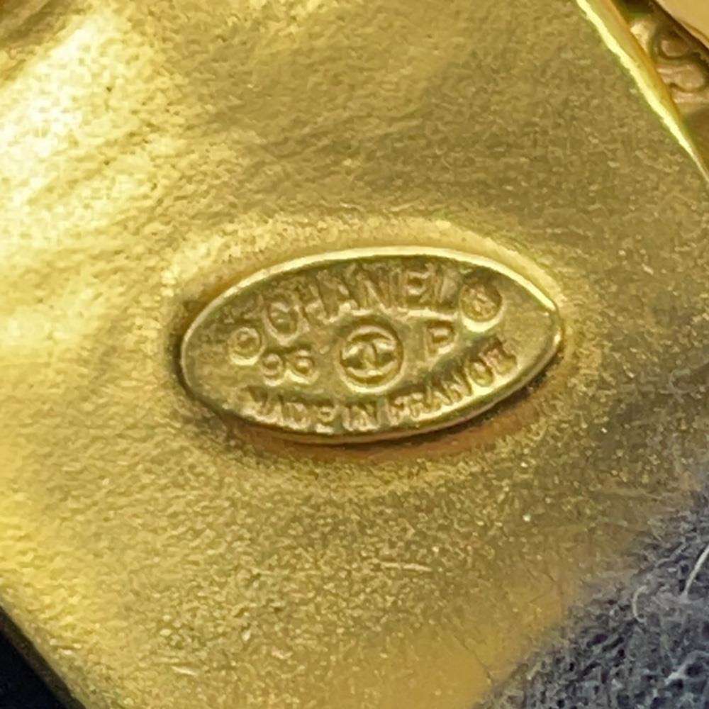 CHANEL CC Logo Four Leaf Brooch Gold Metal