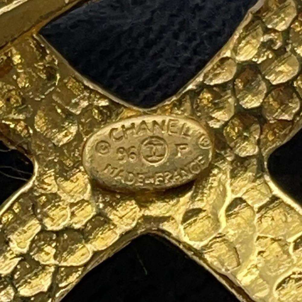 CHANEL CC Logo Four Leaf Clover Necklace Gold Metal