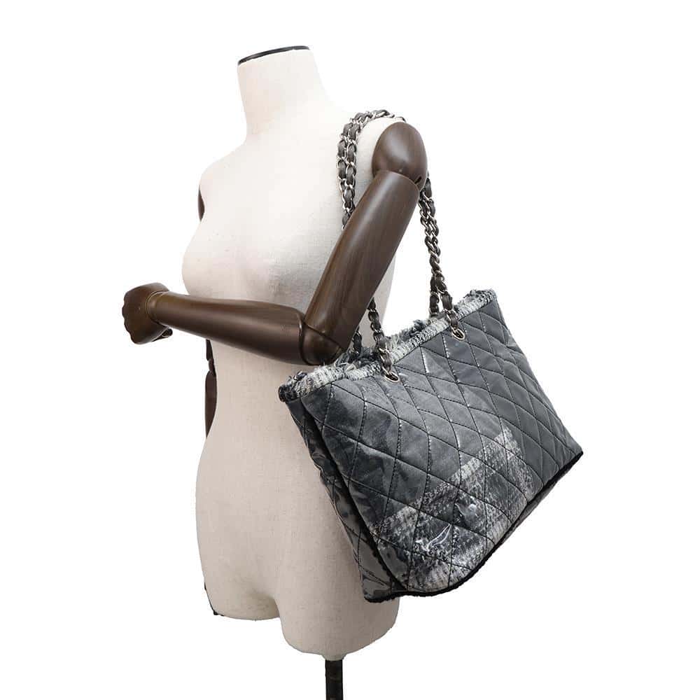 CHANEL Matelasse ChainTote Bag Black/Gray Plastics Leather