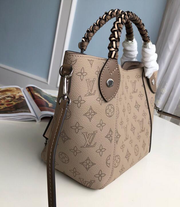 SAMC - LOV Bags - 2851