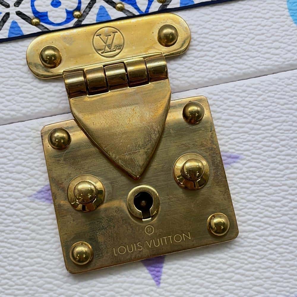 LOUIS VUITTON Coffret Tresor White/Blue M10250 Monogram Visor Pool Size 24