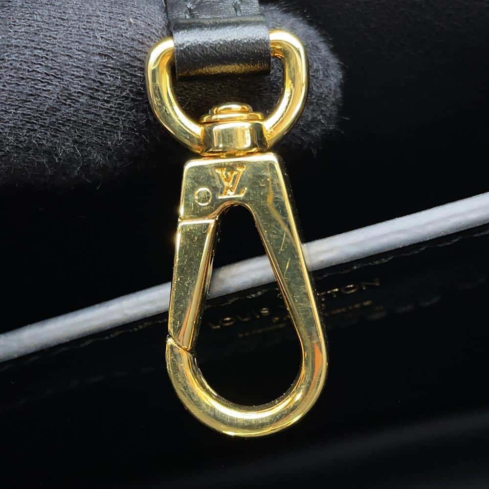 LOUIS VUITTON Arty Capucines Collection Peter Marino Noir M21414 Taurillon Size MM