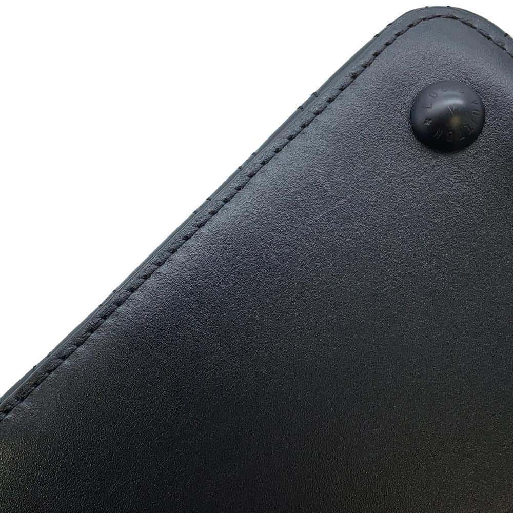 LOUIS VUITTON Arty Capucines Collection Peter Marino Noir M21414 Taurillon Size MM