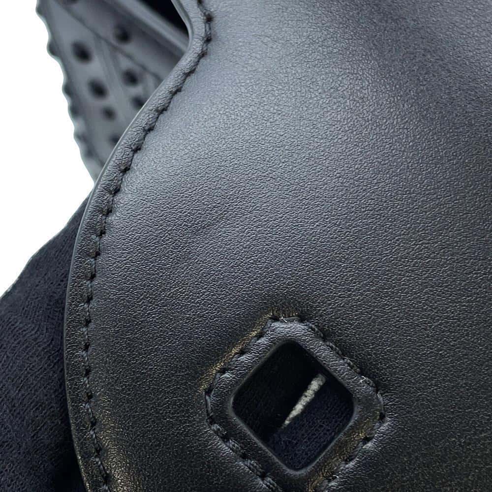 LOUIS VUITTON Arty Capucines Collection Peter Marino Noir M21414 Taurillon Size MM