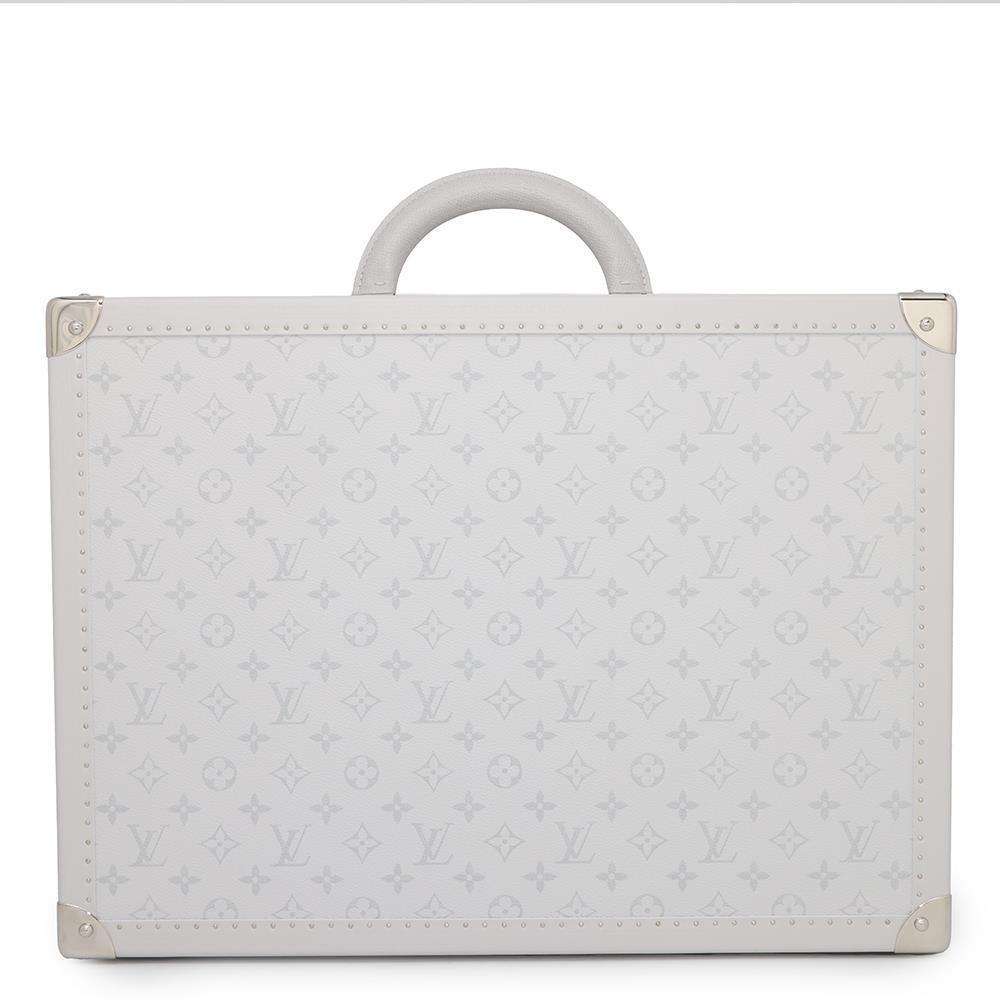 LOUIS VUITTON Bisten White M30956 Monogram Taiga Leather Size 50