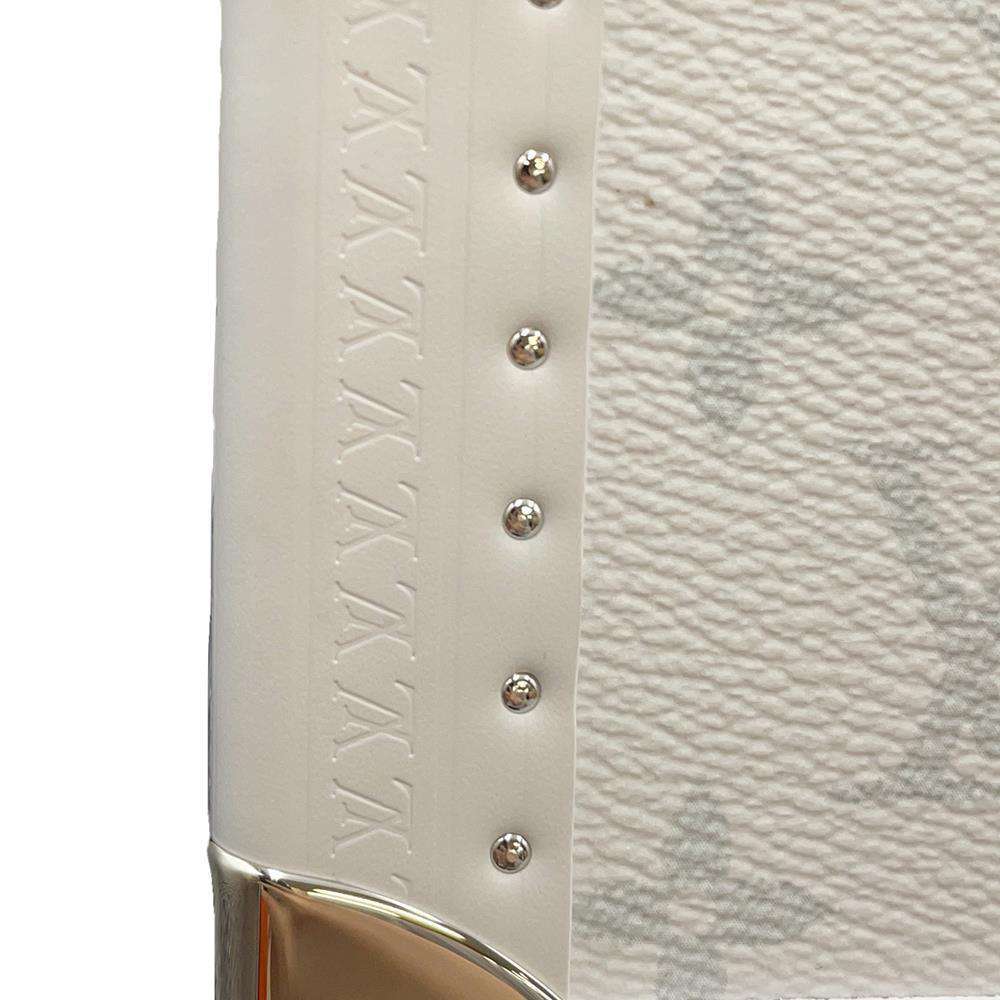 LOUIS VUITTON Bisten White M30956 Monogram Taiga Leather Size 50