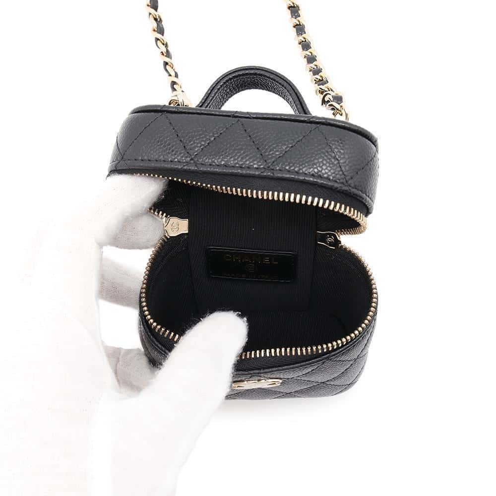 CHANEL Matelasse Small vanity case BlackAP2503 Caviar Leather