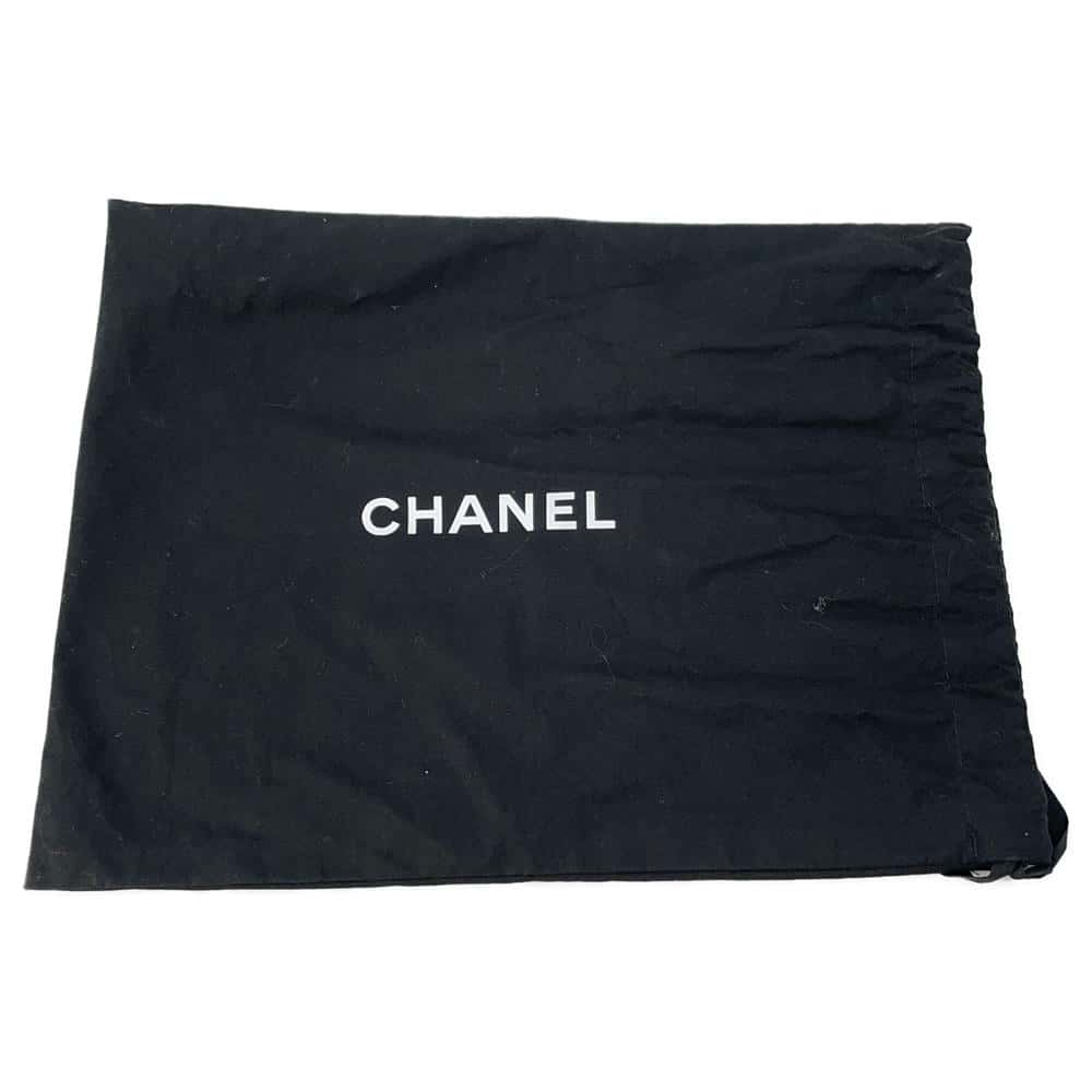 CHANEL Chocolate Bar Mini Flap ChainShoulder Bag Cruise 2023 Collection WhiteAS3744 Lambskin